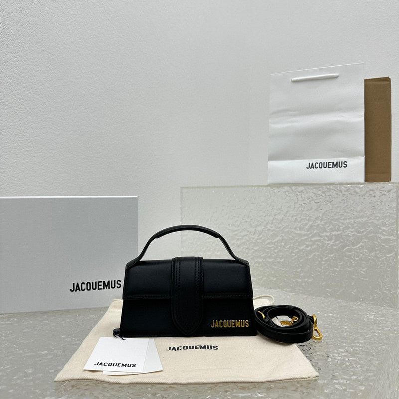 MC-JACQUEMUS-377