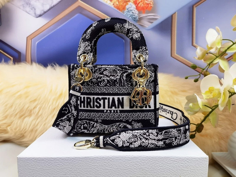 MC-Christian Dior-4889