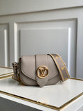 MC-LV-Bags-5375