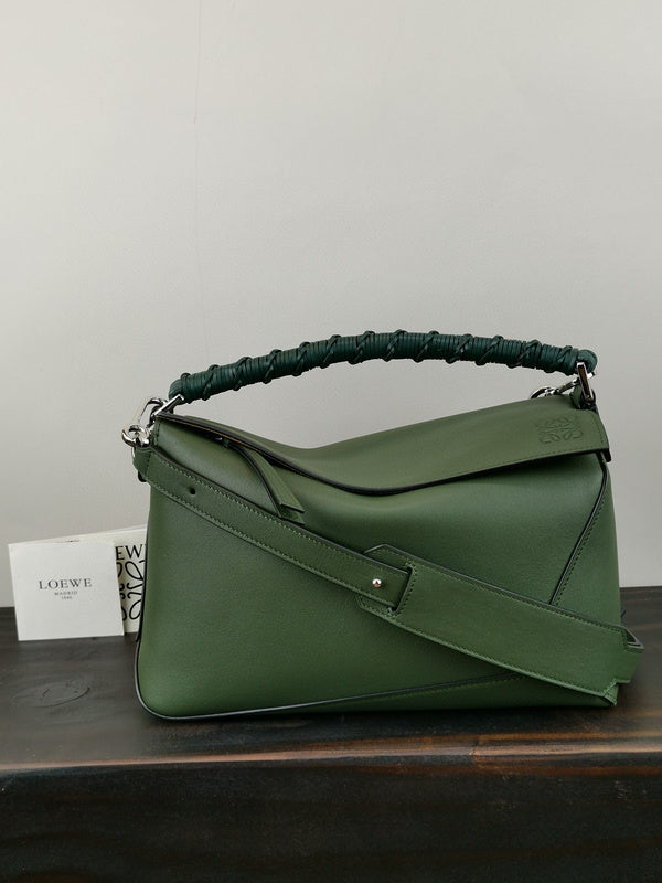 MC-Loewe-1403