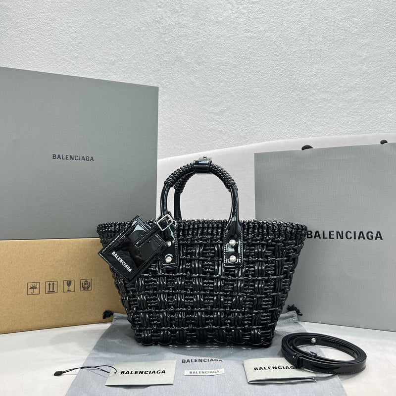 MC-Balenciaga-2141
