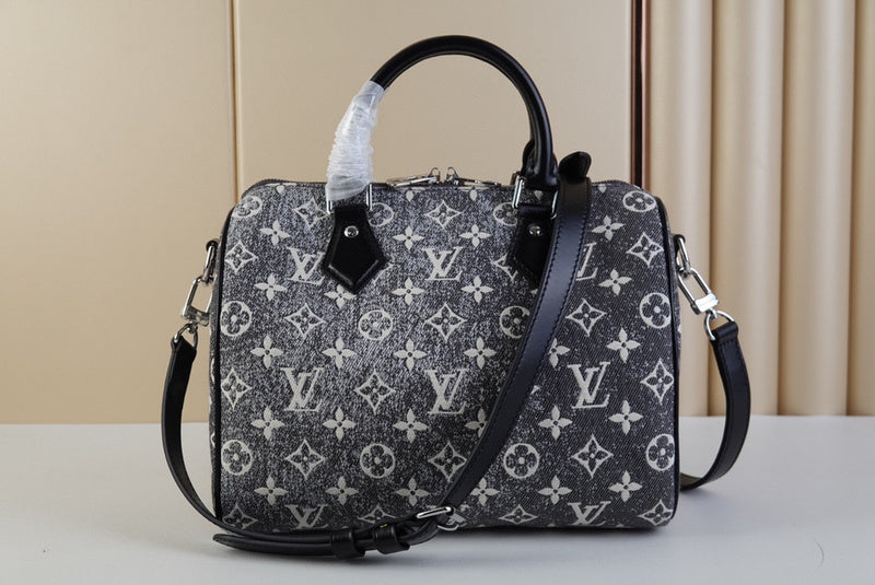 MC-LV-Bags-5386