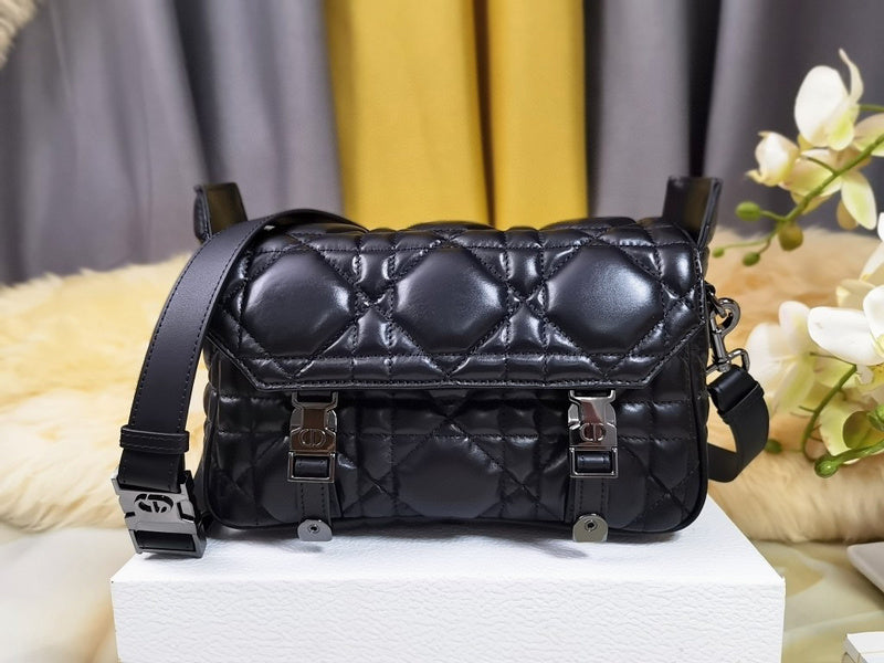 MC-Christian Dior-4925