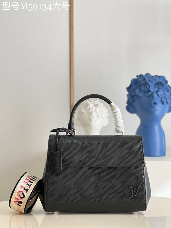 MC-LV-Bags-5398