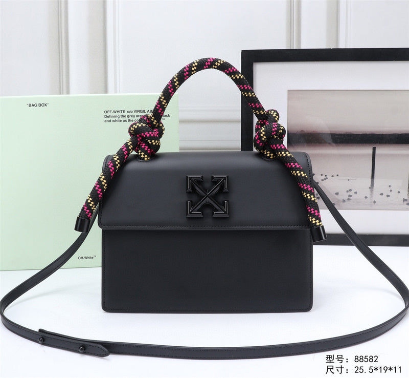 MC-OFF White-693