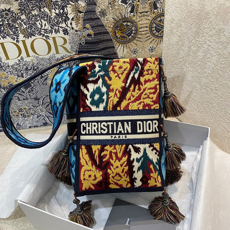 MC-Christian Dior-4930