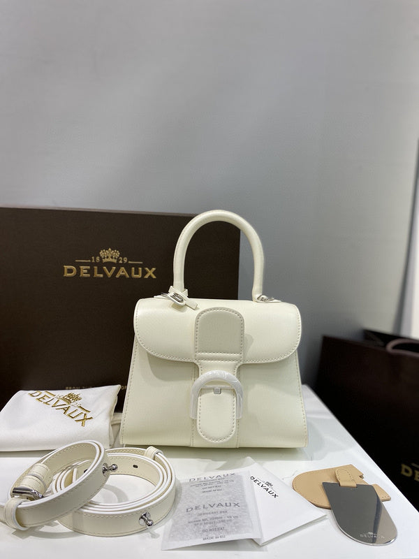 MC-Delvaux-051