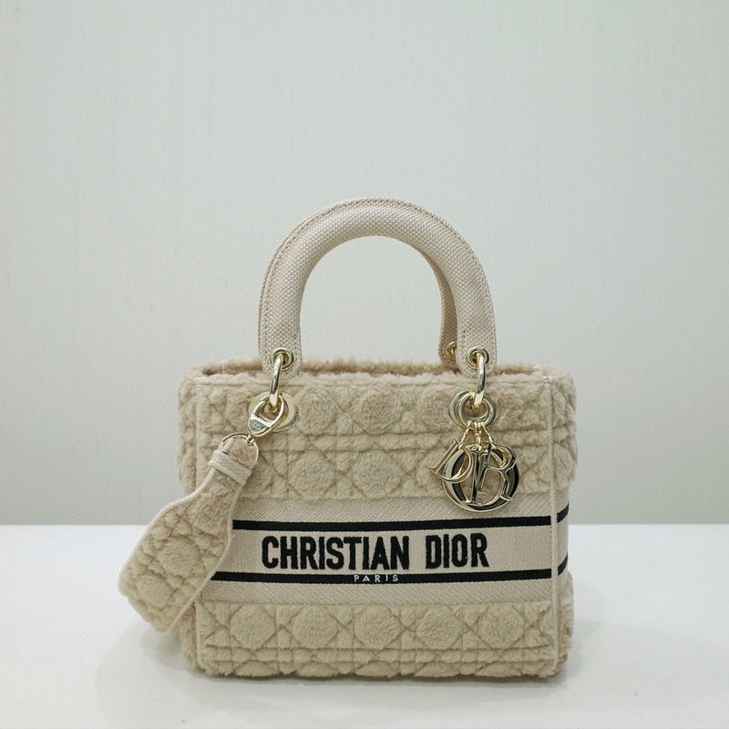 MC-Christian Dior-4956