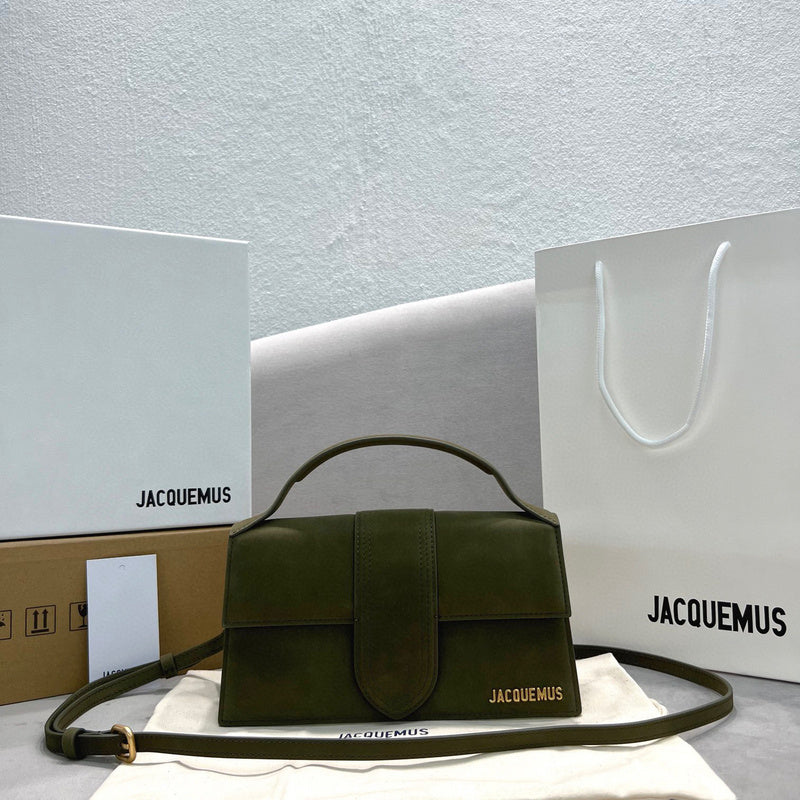 MC-JACQUEMUS-384
