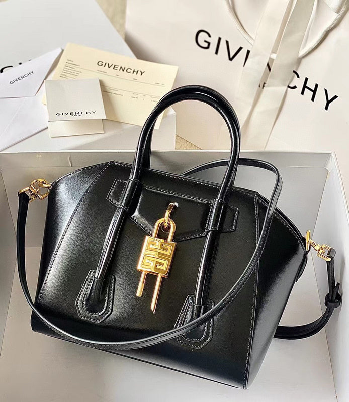 MC-GIVENCHY-735