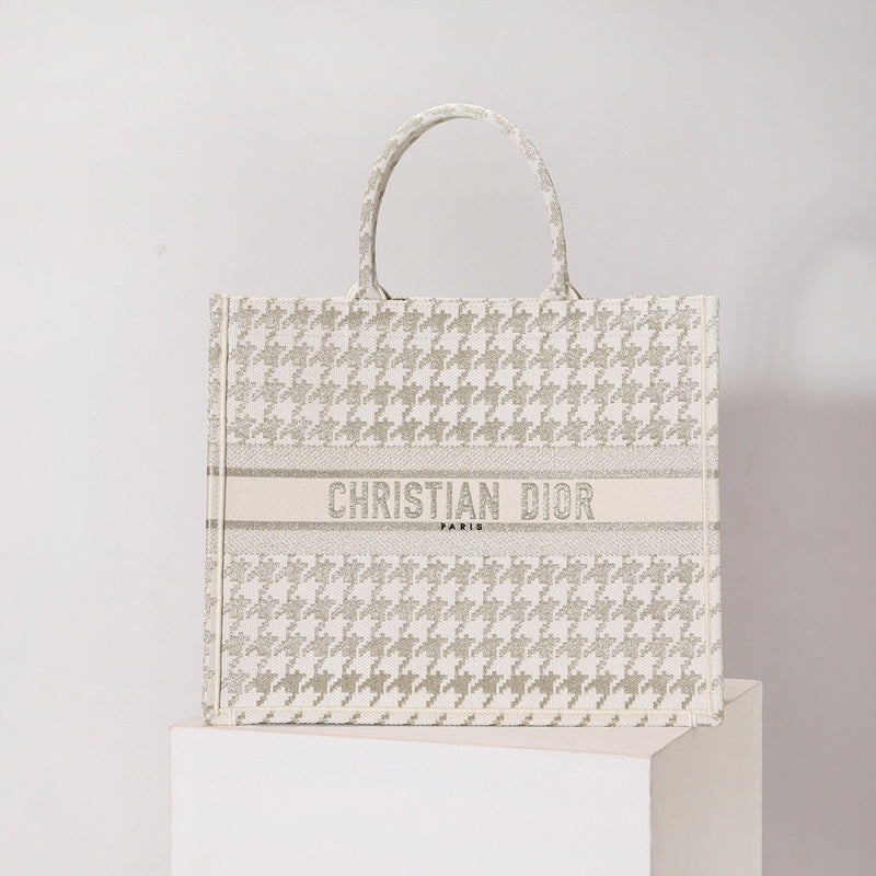 MC-Christian Dior-5018