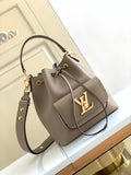 MC-LV-Bags-5474