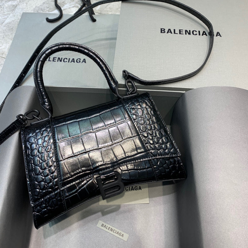 MC-Balenciaga-2180