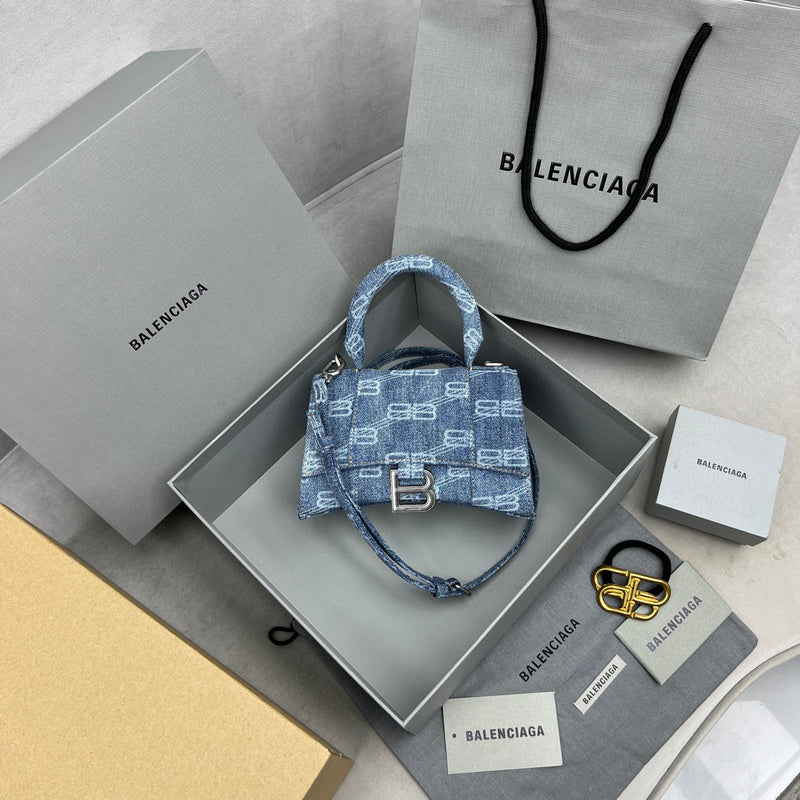 MC-Balenciaga-2181