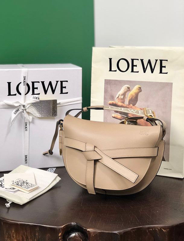 MC-Loewe-1428