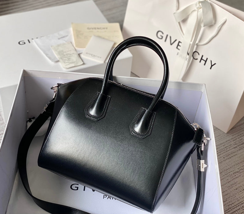 MC-GIVENCHY-739