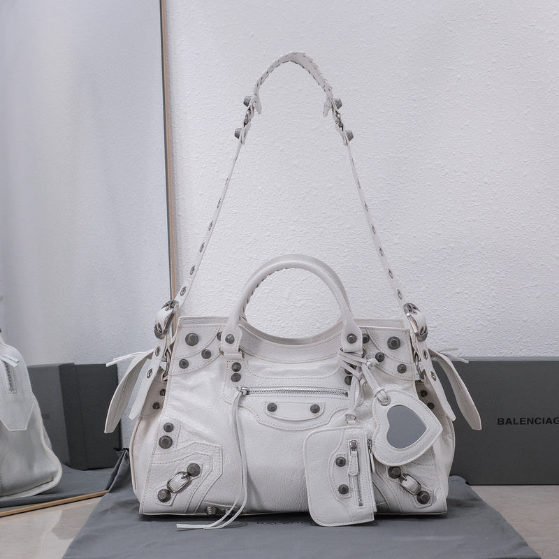MC-Balenciaga-2186