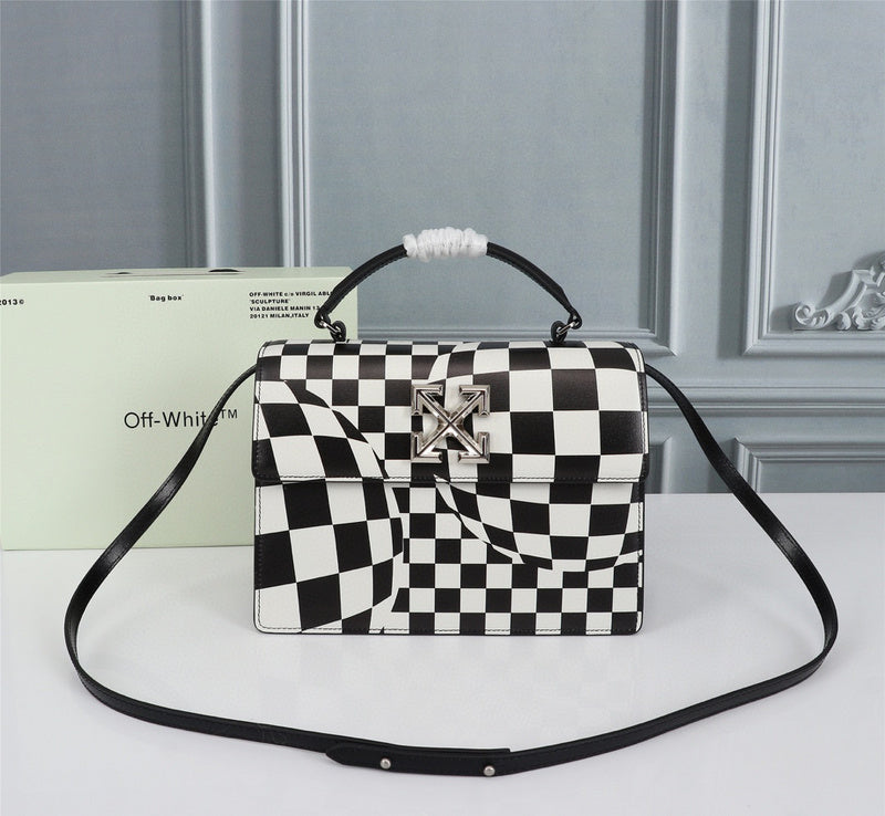 MC-OFF White-717