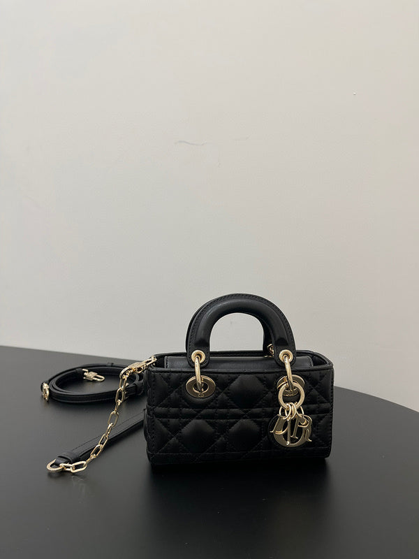 MC-Christian Dior-5043