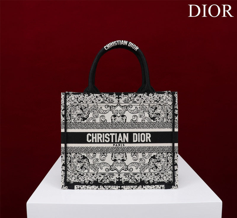 MC-Christian Dior-5054