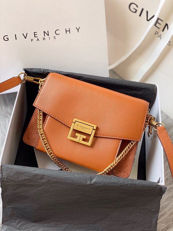 MC-GIVENCHY-745