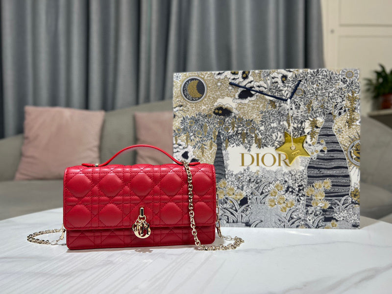 MC-Christian Dior-5068