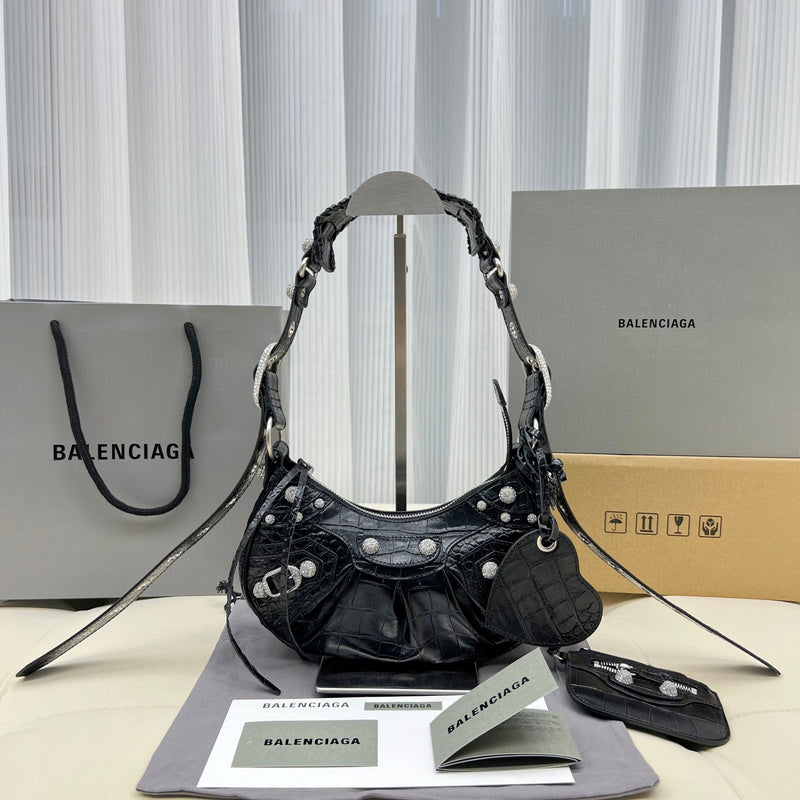 MC-Balenciaga-2216