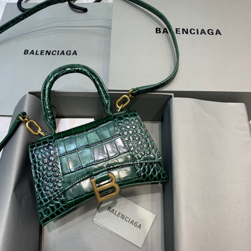 MC-Balenciaga-2221
