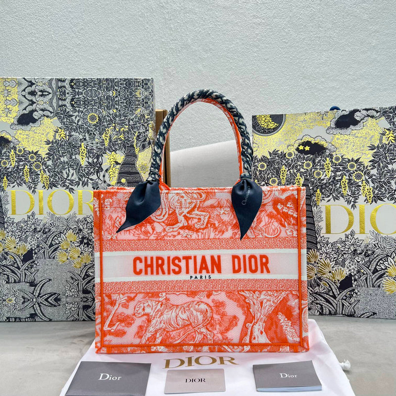 MC-Christian Dior-5099