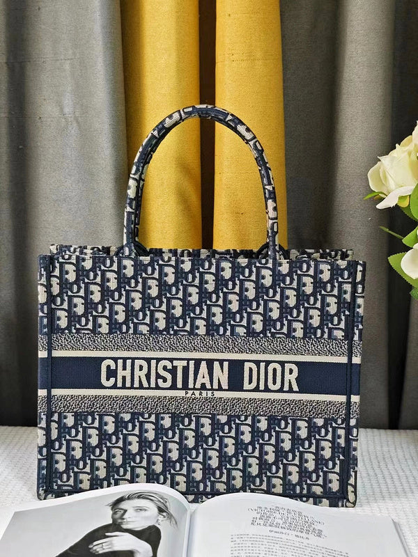 MC-Christian Dior-5102