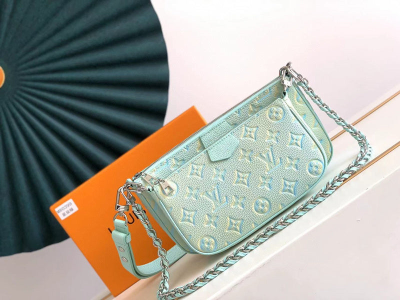 MC-LV-Bags-5576