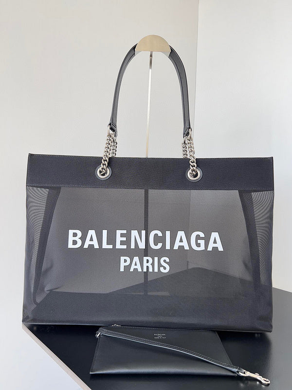 MC-Balenciaga-2227