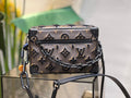 MC-LV-Bags-5589