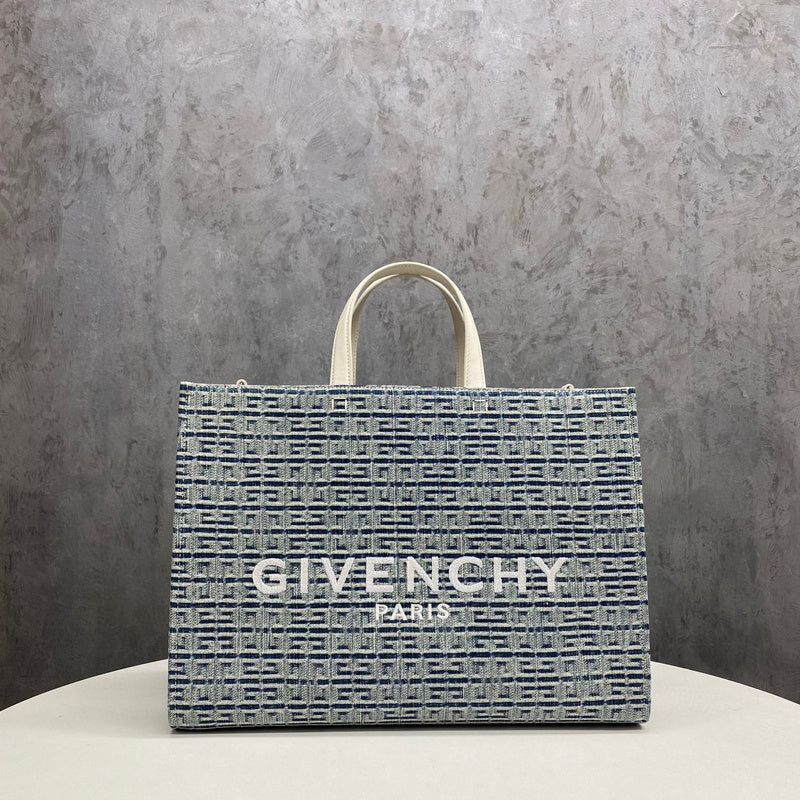 MC-GIVENCHY-755