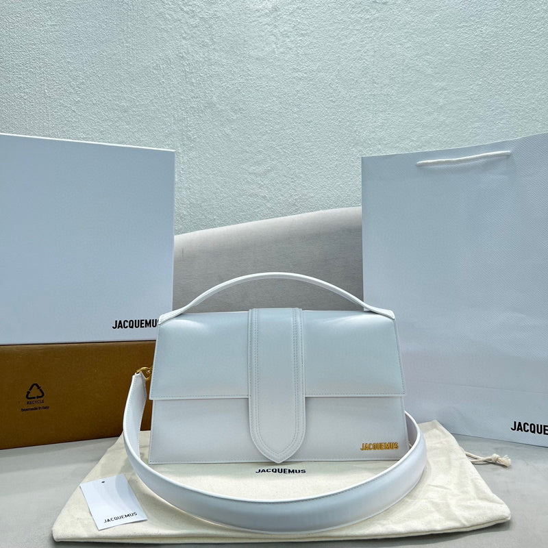 MC-JACQUEMUS-393
