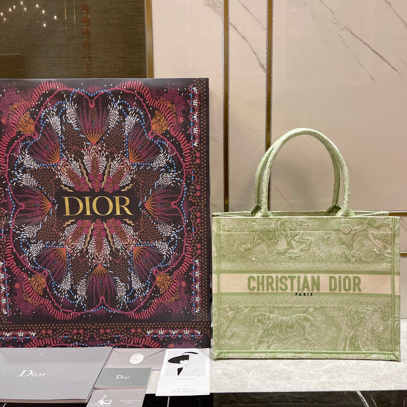MC-Christian Dior-5144