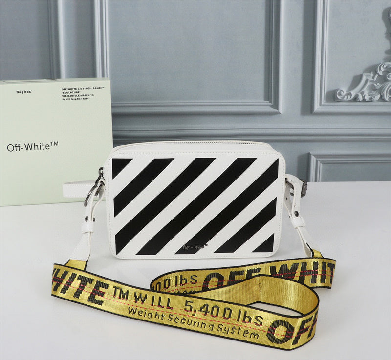 MC-OFF White-734