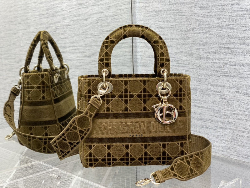 MC-Christian Dior-5153