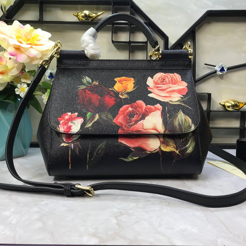 MC-Dolce Gabbana-173