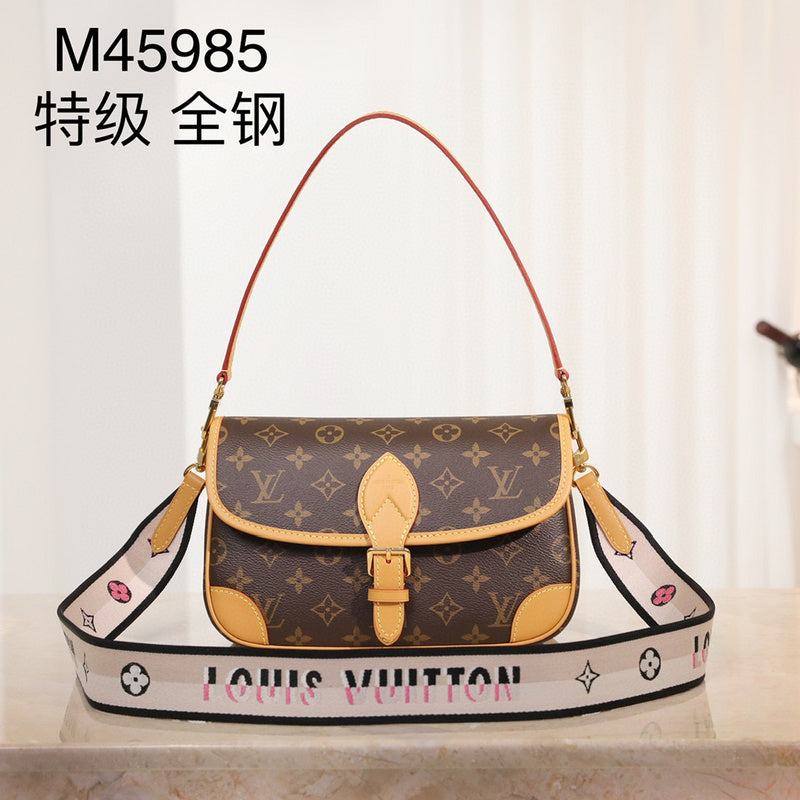 MC-LV-Bags-5635