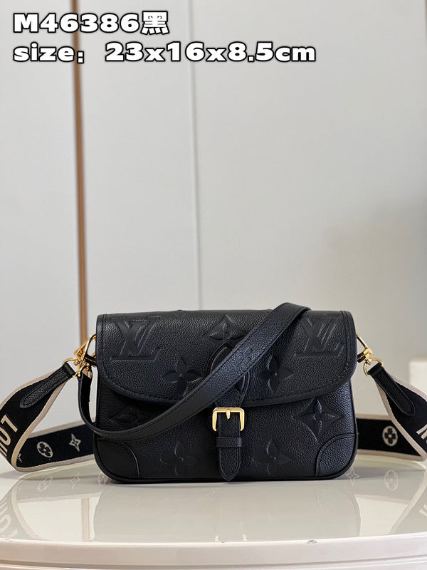 MC-LV-Bags-5642
