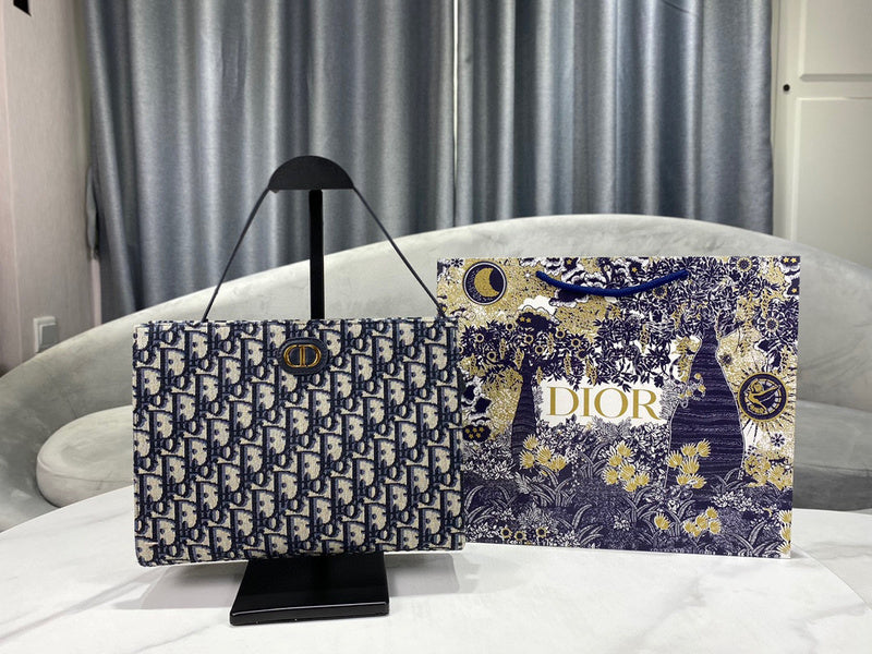 MC-Christian Dior-5169