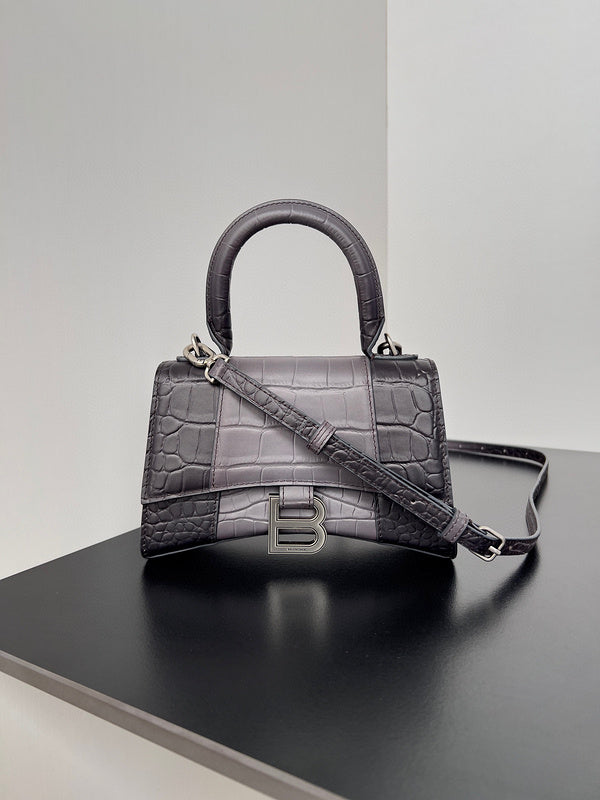 MC-Balenciaga-2258
