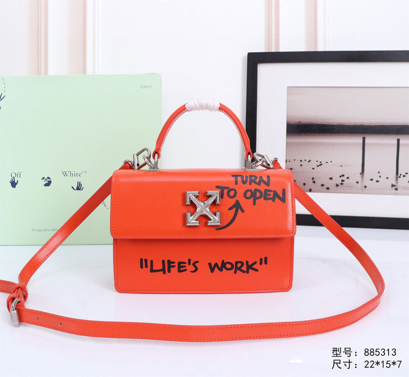 MC-OFF White-742