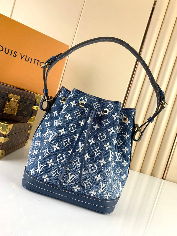 MC-LV-Bags-5660