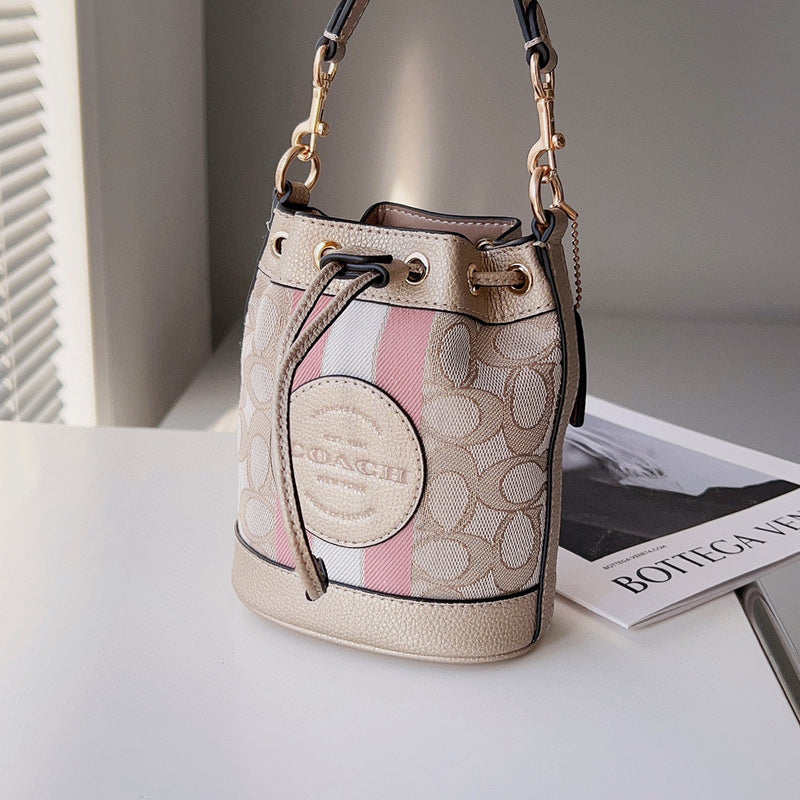 MC-Coach-439