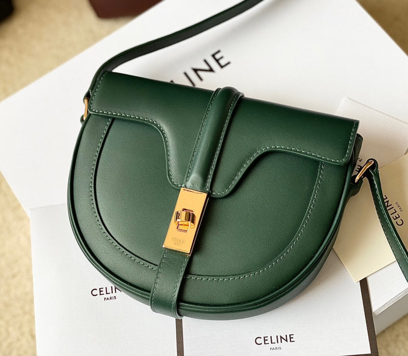 MC-Celine-2520