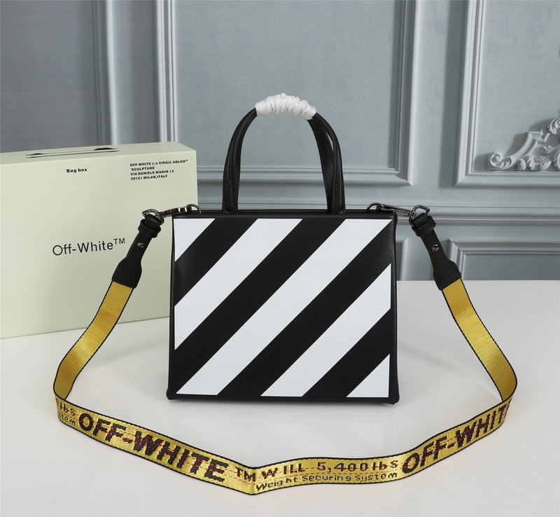 MC-OFF White-749