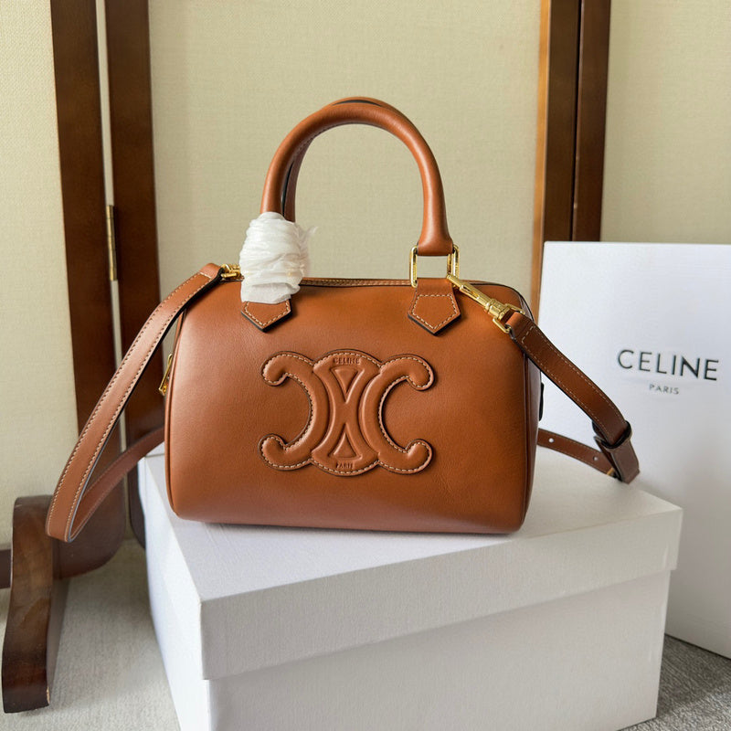 MC-Celine-2533