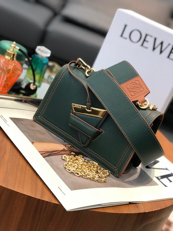 MC-Loewe-1484